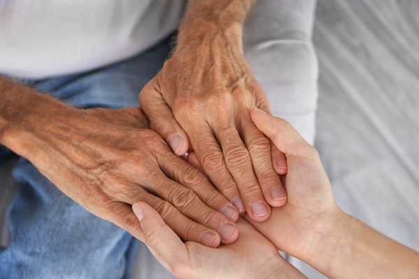 massage ayurvedique des personnes agees